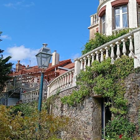 Gite De Charme Atypique Vue Panoramique Montrevault 외부 사진